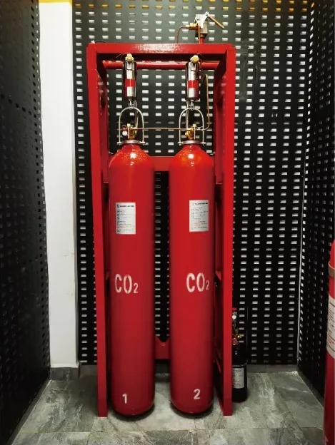 Qiyu high-pressure CO₂ cylinders in a red support frame